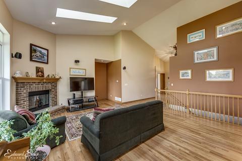 2513 Eisenhower Blvd, Mchenry, IL 60051 photo 6