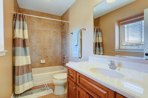 11660 Cinema Dr, Plainfield, IL 60585 photo 10