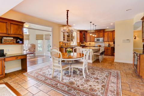 11660 Cinema Dr, Plainfield, IL 60585 photo 5