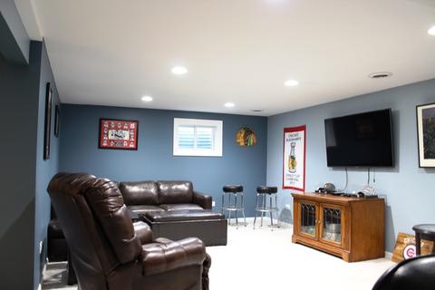 3910 N Firestone Dr, Hoffman Estates, IL 60192 photo 35