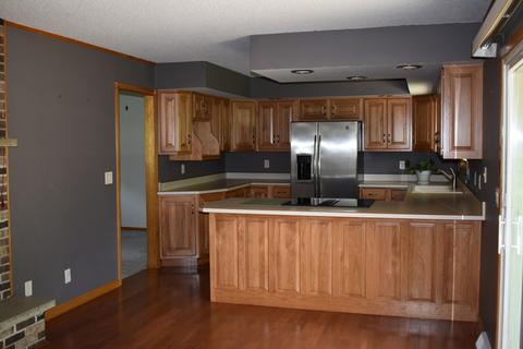 736 Forest Park Dr, Dixon, IL 61021 photo 5