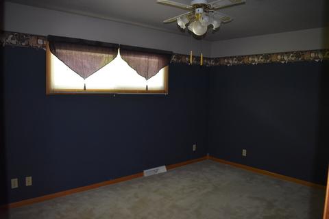 736 Forest Park Dr, Dixon, IL 61021 photo 7