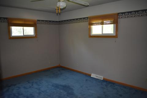 736 Forest Park Dr, Dixon, IL 61021 photo 8