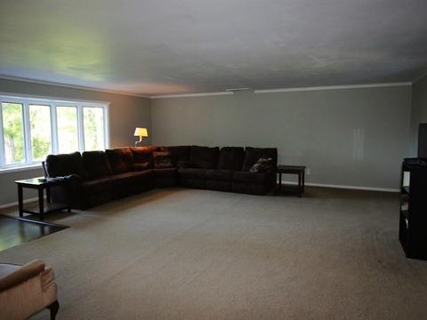 28631 W Benjamin Ave, Spring Grove, IL 60081 photo 2