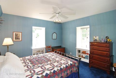 490 Kent Rd, Riverside, IL 60546 photo 9