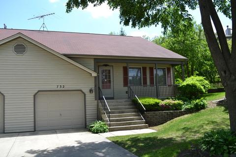 732 Alice Pl, Elgin, IL 60123 photo 1