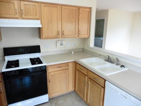 11665 Cape Cod Ln, Huntley, IL 60142 photo 5