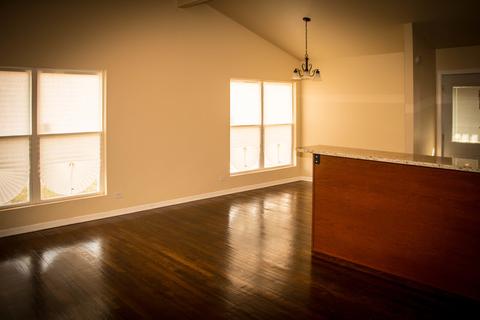 1549 W 165th St, Markham, IL 60428 photo 3