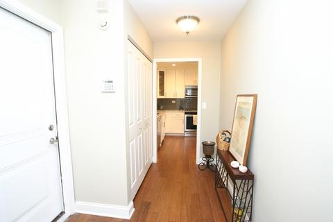 2093 Willow Run, Wheaton, IL 60189 photo 5