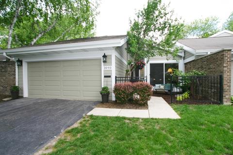 2093 Willow Run, Wheaton, IL 60189 photo 1