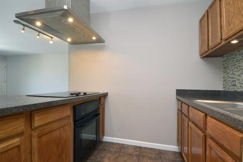 3275 Kirchoff Rd #332, Rolling Meadows, IL 60008 photo 8