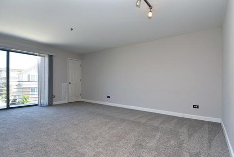 3275 Kirchoff Rd #332, Rolling Meadows, IL 60008 photo 10