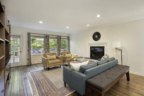 801 Central St, Evanston, IL 60201 photo 4