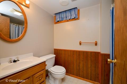 8707 Ferris Rd, Harvard, IL 60033 photo 17