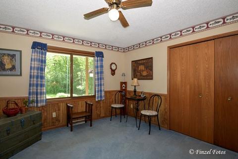 8707 Ferris Rd, Harvard, IL 60033 photo 13