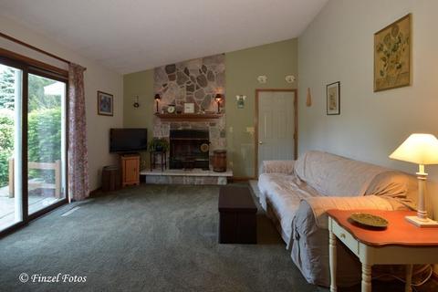 8707 Ferris Rd, Harvard, IL 60033 photo 5