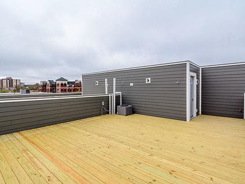 1023 E 43rd St, Chicago, IL 60653 photo 32