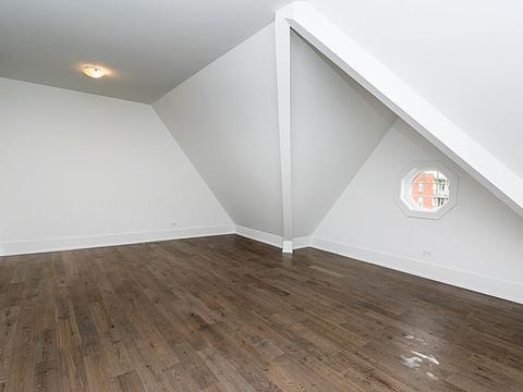 1023 E 43rd St, Chicago, IL 60653 photo 27
