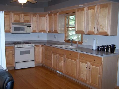 1014 Walnut St, Ottawa, IL 61350 photo 3