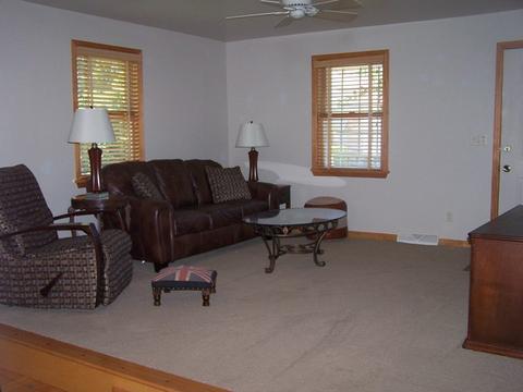 1014 Walnut St, Ottawa, IL 61350 photo 8