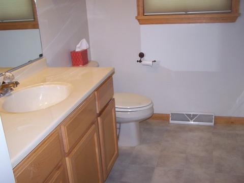 1014 Walnut St, Ottawa, IL 61350 photo 11
