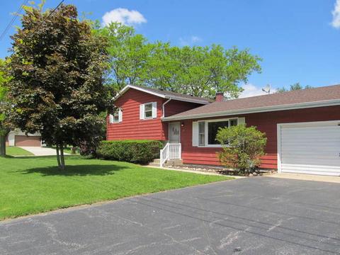 800 E Brown St, Harvard, IL 60033 photo 2