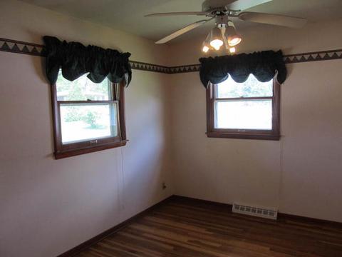 800 E Brown St, Harvard, IL 60033 photo 12