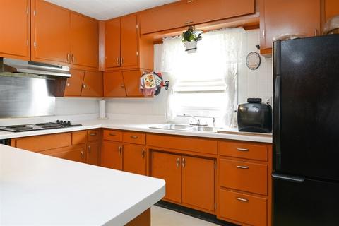 612 Webster Cir E, Kankakee, IL 60901 photo 3