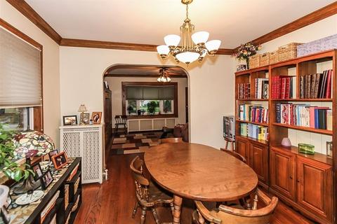 808 Greenview Ave, Des Plaines, IL 60016 photo 5