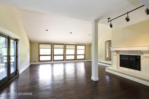 6414 Chickaloon Dr, Mchenry, IL 60050 photo 2