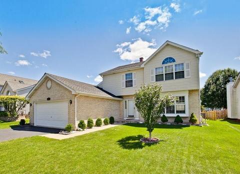 548 Valleyview Dr, Bartlett, IL 60103 photo 2