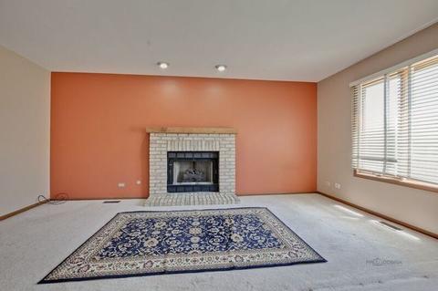 548 Valleyview Dr, Bartlett, IL 60103 photo 9