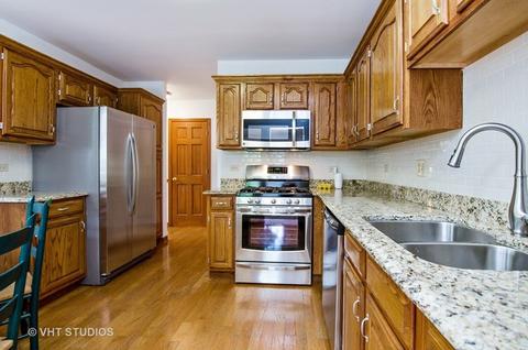 2031 Peach Tree Ln, Algonquin, IL 60102 photo 5