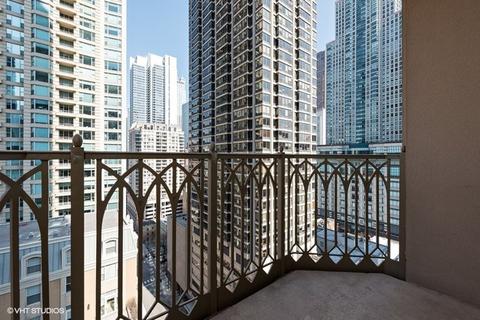 21 E Huron St #1705, Chicago, IL 60611 photo 15