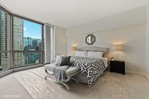21 E Huron St #1705, Chicago, IL 60611 photo 7