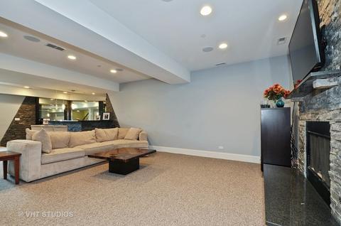 1145 Everett Ln, Des Plaines, IL 60018 photo 9