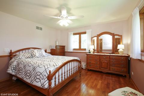 8 N675 Stevens Rd, Elgin, IL 60124 photo 8