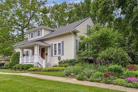 701 Pershing Ave, Wheaton, IL 60189 photo 2
