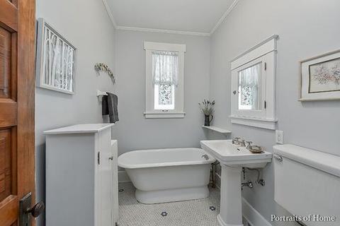 701 Pershing Ave, Wheaton, IL 60189 photo 11