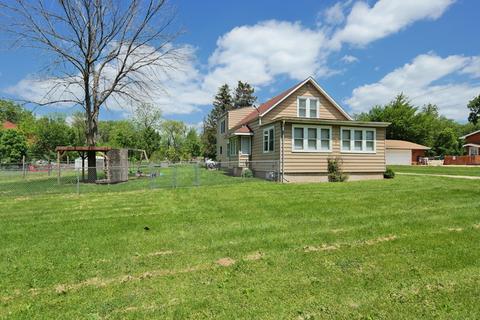 1908 Parker St, Mchenry, IL 60050 photo 1