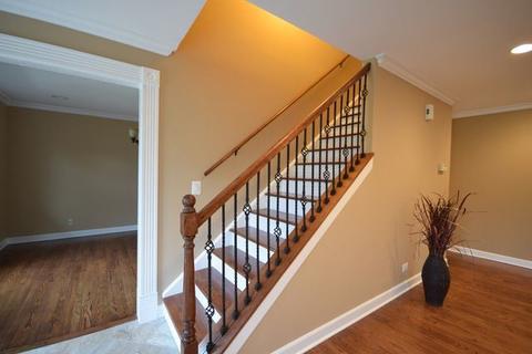 501 Walters Ln, Itasca, IL 60143 photo 2