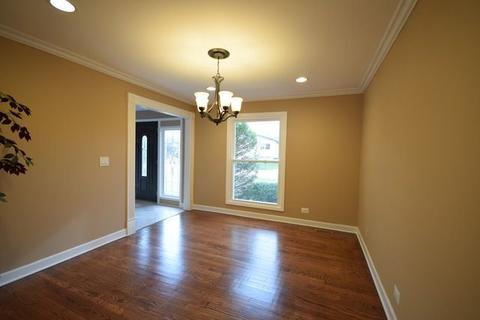 501 Walters Ln, Itasca, IL 60143 photo 9