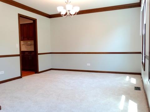 701 Roanoake Ct, Naperville, IL 60565 photo 5