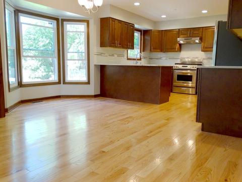 701 Roanoake Ct, Naperville, IL 60565 photo 10