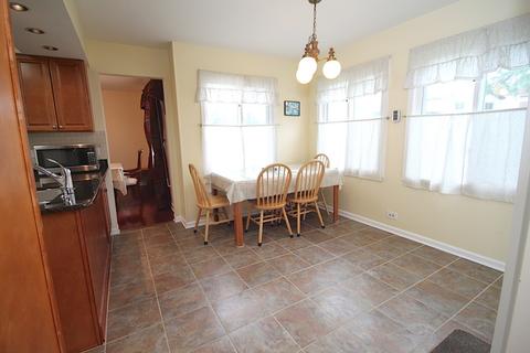 885 Gannon Dr, Hoffman Estates, IL 60169 photo 8