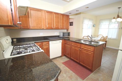 885 Gannon Dr, Hoffman Estates, IL 60169 photo 7