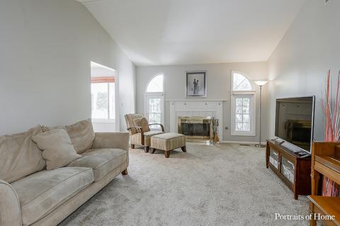 349 Meadowview Ln, Aurora, IL 60502 photo 3