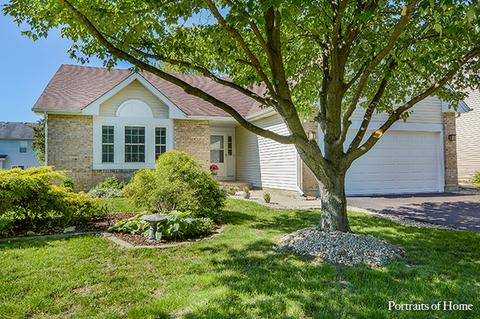 349 Meadowview Ln, Aurora, IL 60502 photo 2