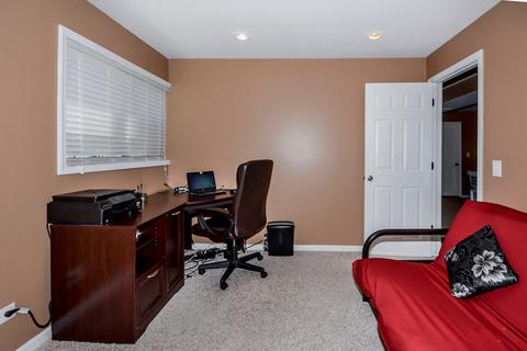 1586 Marshall Dr, Des Plaines, IL 60018 photo 23