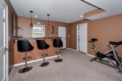 1586 Marshall Dr, Des Plaines, IL 60018 photo 18